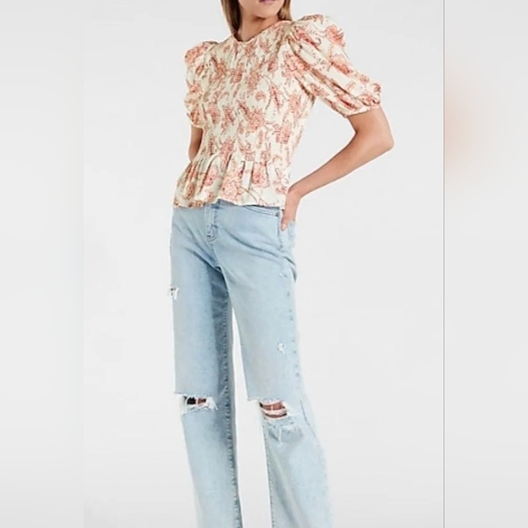 Express Cream Printed Smocked Puff Sleeve Peplum Top Size Medium EUC! - Picture 3 of 9